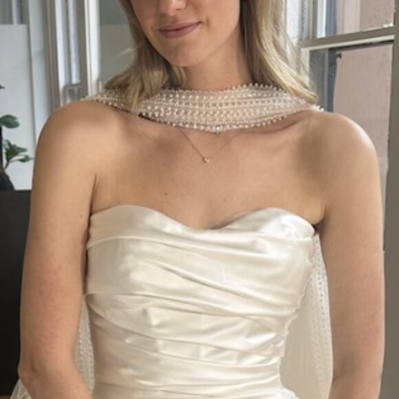 NEW Berta Privee 25-P04 Shawl Cape - Picture 4 of 5